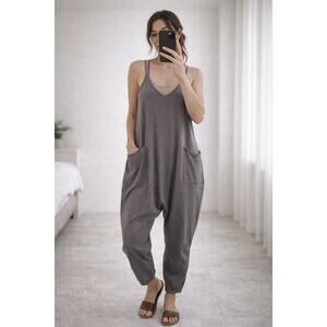 Gray Cotton Harem Jumpsuit Adjustable Straps Pockets Boho Medium